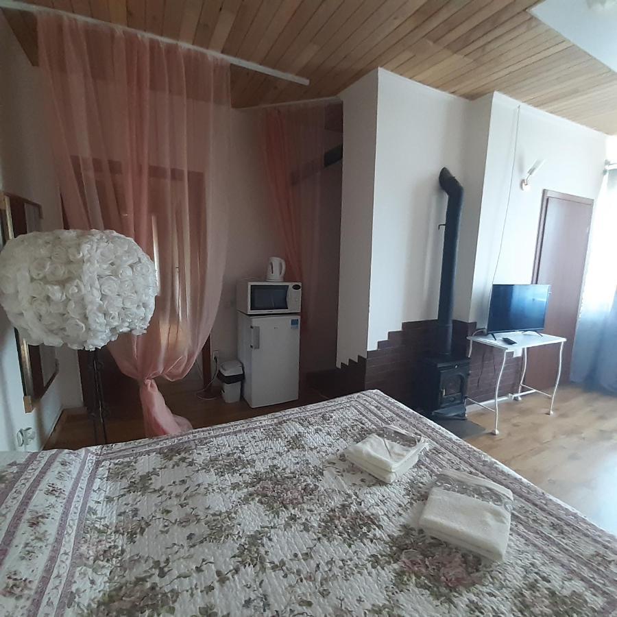 Hotel Viesu Nams "Laimes Pakavs" Straupe Exterior foto